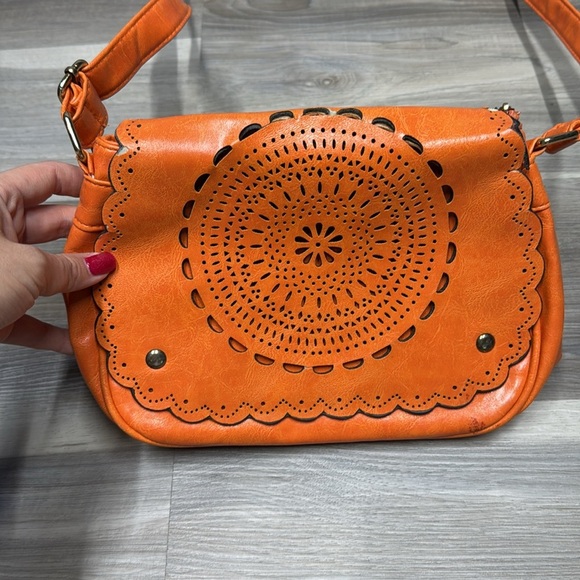 Crossbody orange bag - Picture 3 of 11
